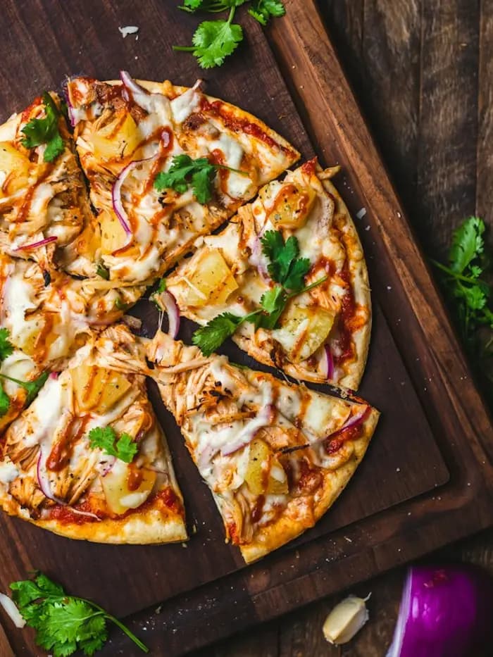 Pizza com ingredientes frescos
